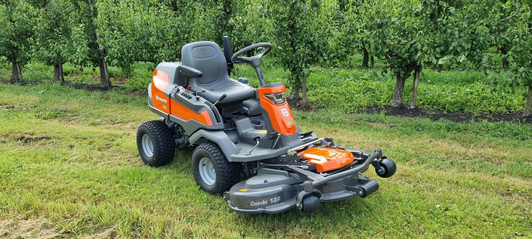 Lees meer: Nieuwe Husqvarna R420TsX AWD klaar voor gebruik